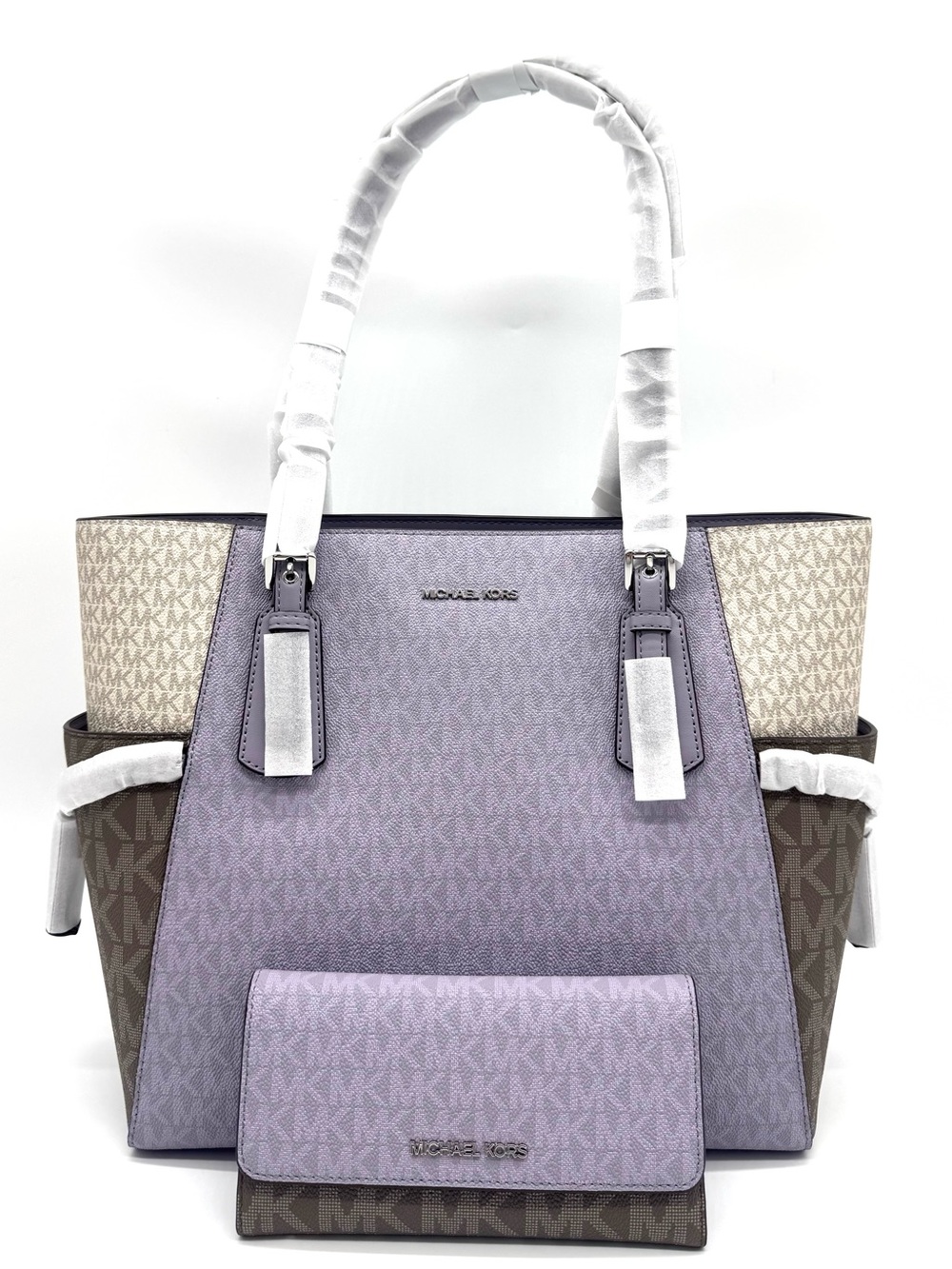 Michael Kors Voyager Large Color-Block Logo Tote Bag w Matching Trifold Wallet